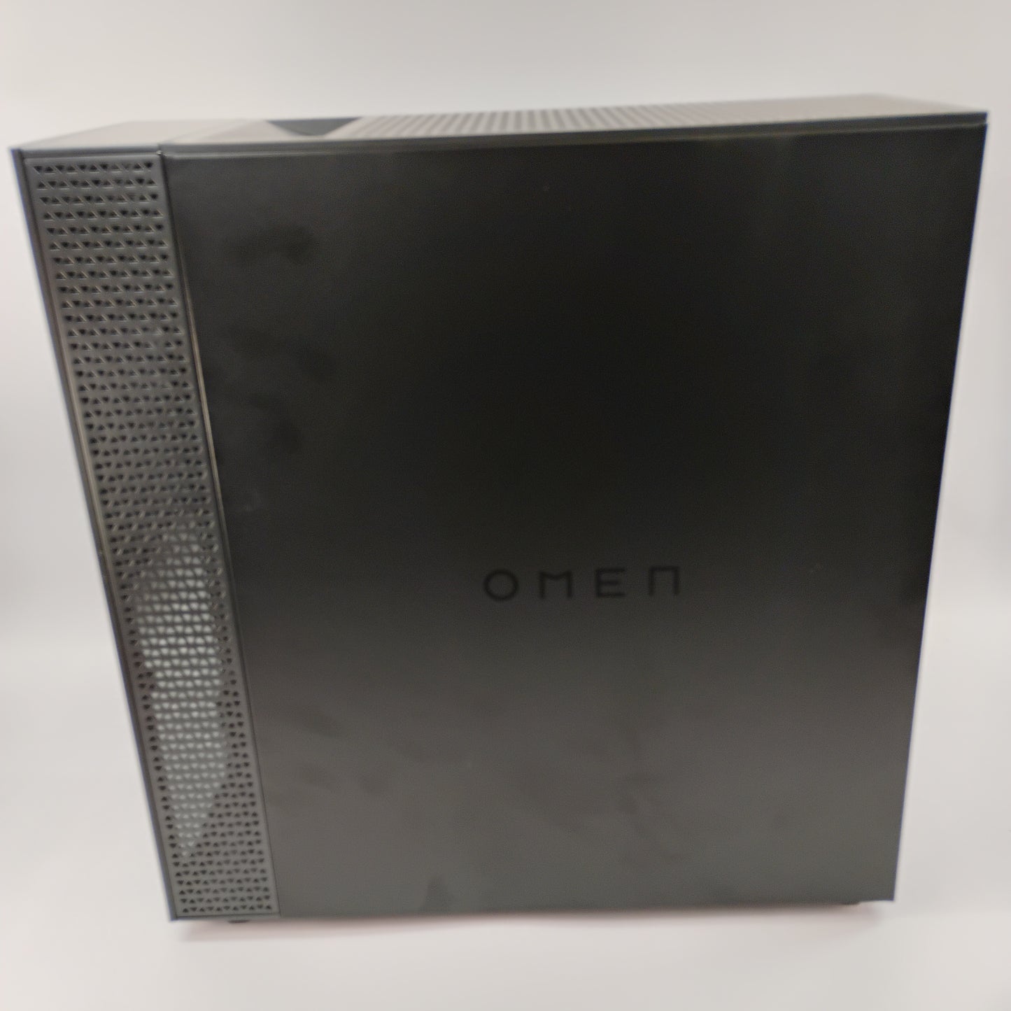 Omen 30L Ryzen 7 5800X 3.80GHz 16GB RAM 1TB SSD Nvidia GeForce RTX 3060 Ti