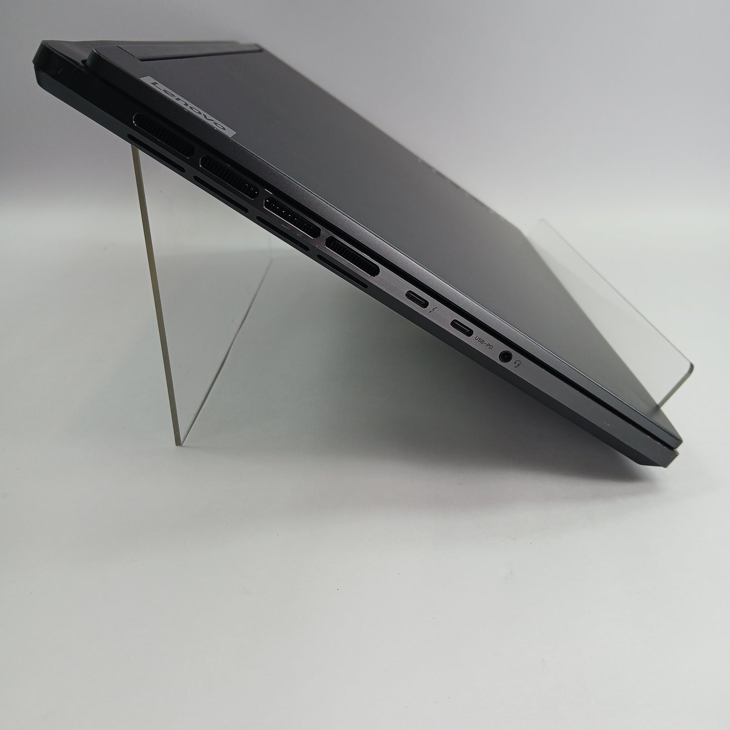 Lenovo Legion 7 Slim 16IRH8 16" i9-13900H 2.6GHz 16GB RAM 1TB GeForce RTX 4070