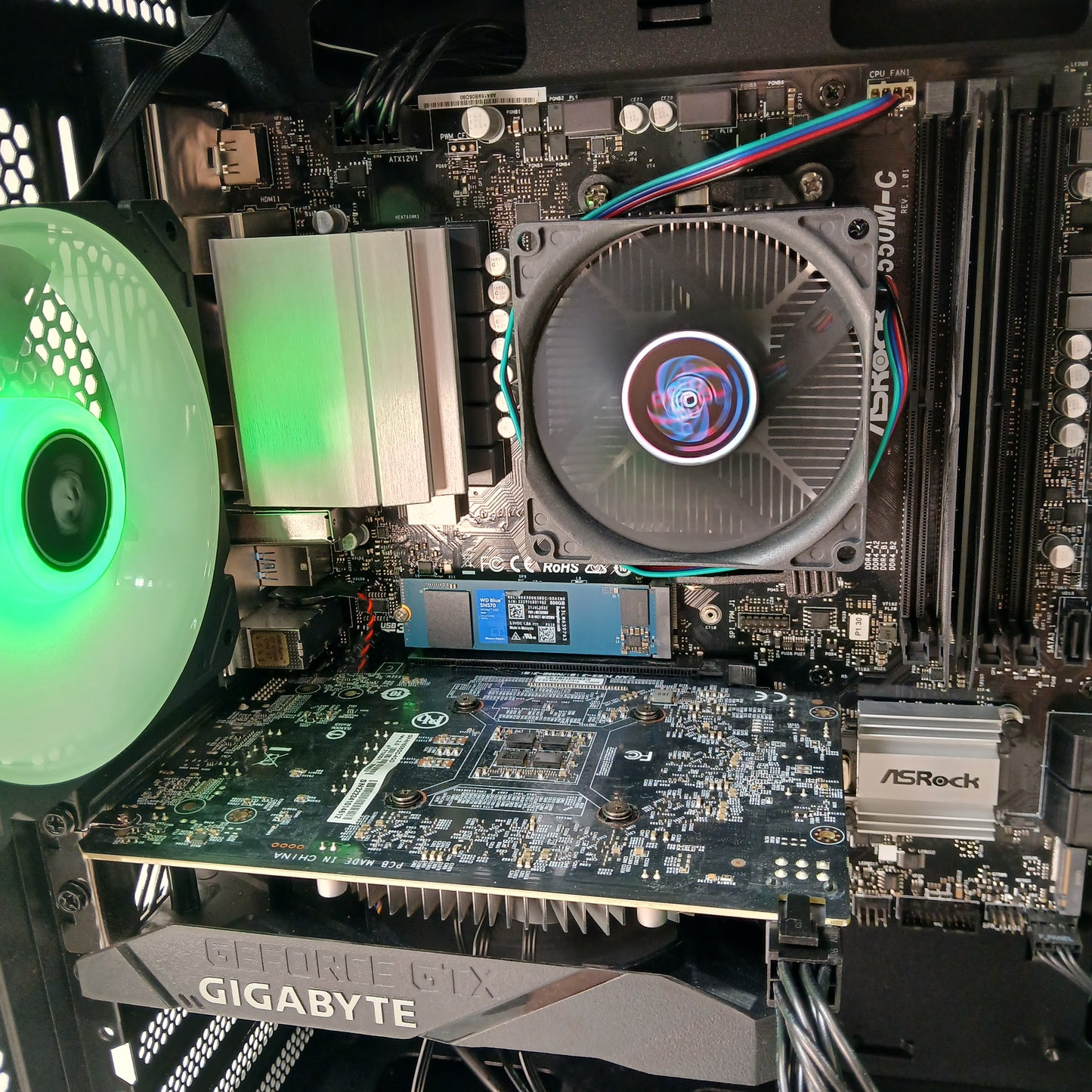 iBuyPower Slate MR2140 Ryzen 5 5600 8GB RAM 500GB GeForce GTX 1650