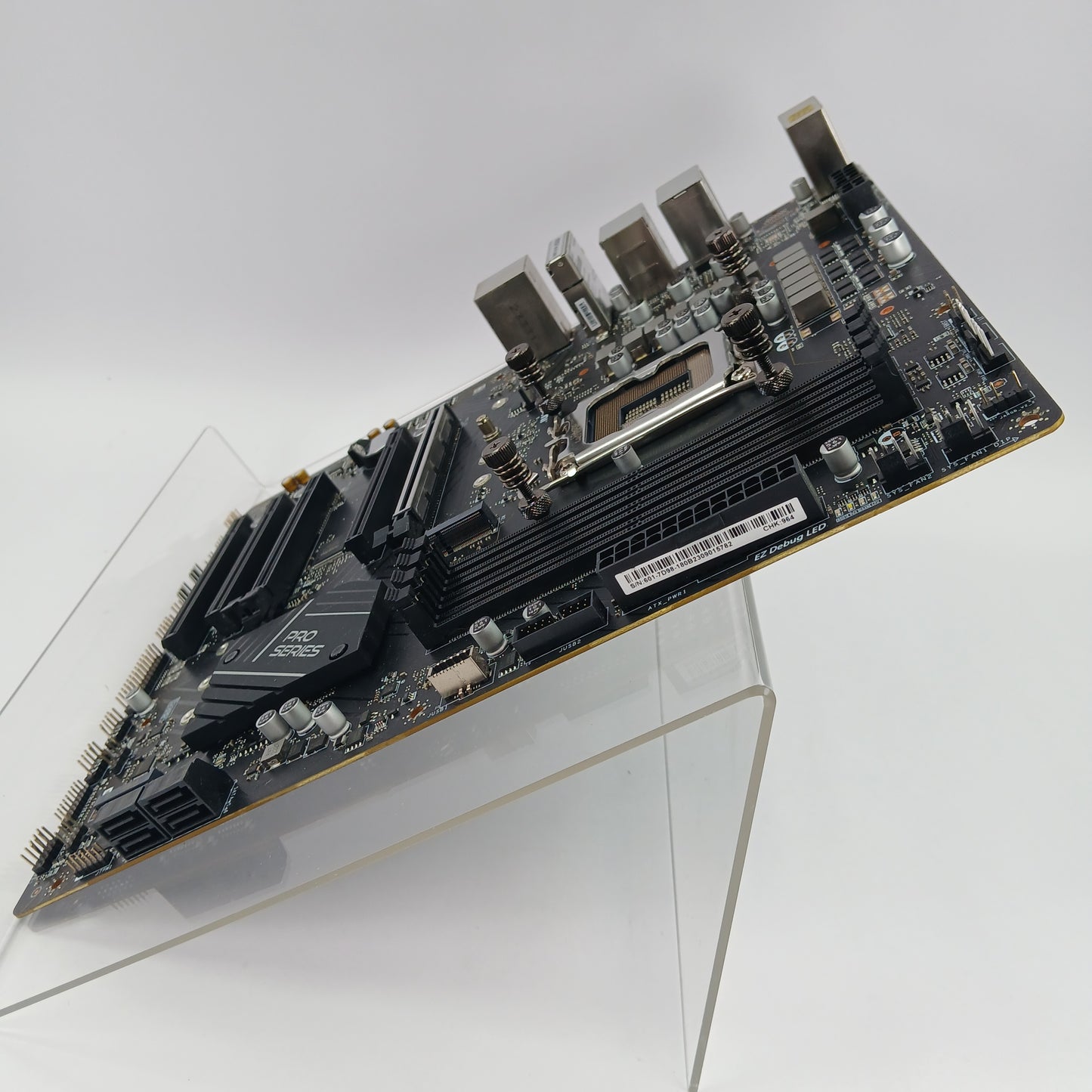 MSi Pro B760-VC WiFi LGA 1700 ATX and iBUYPOWER-AW4 240mm Liquid Cooler