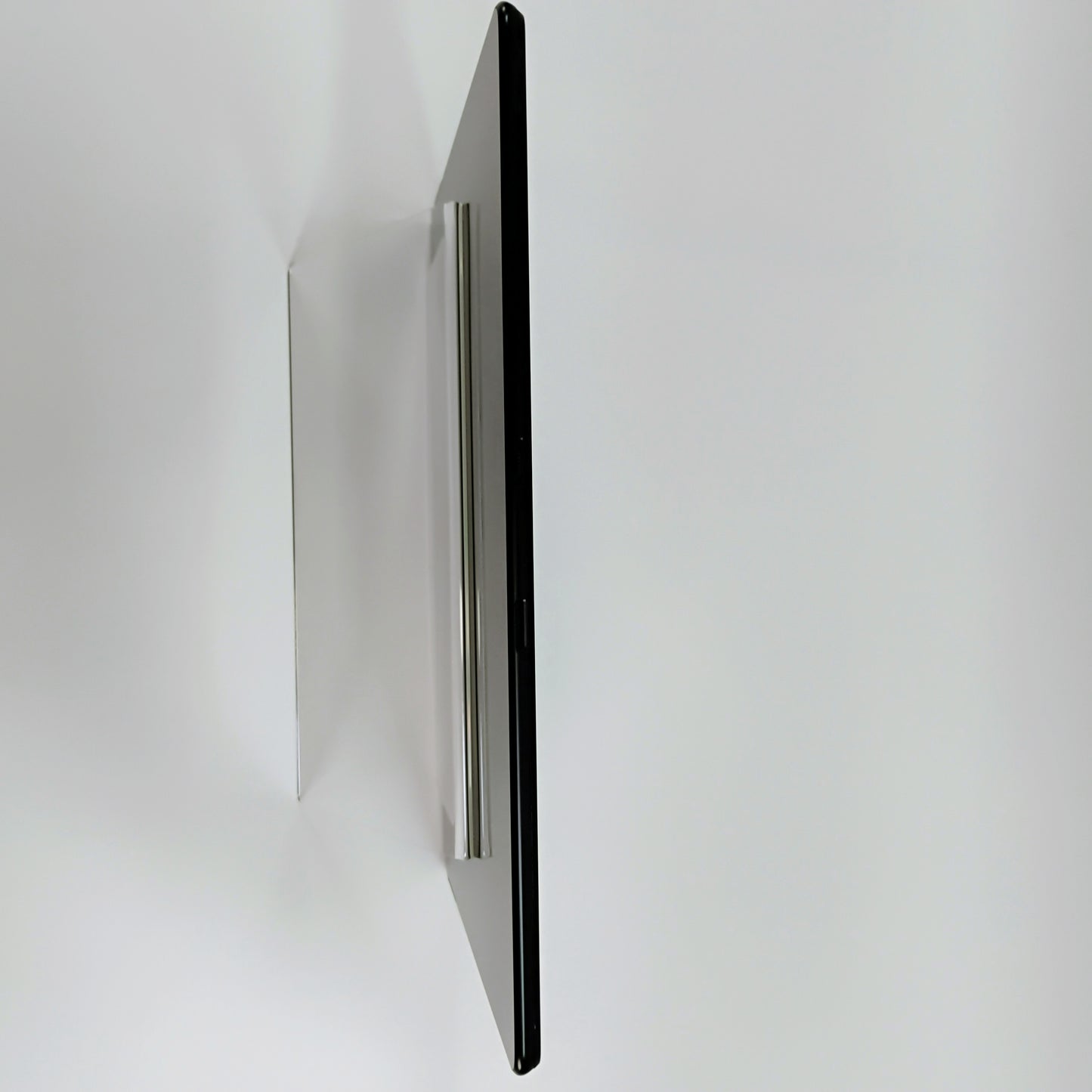 Microsoft Surface Pro X 1876 13" SQ1 3.0GHz 8GB RAM 128GB SSD SQ1 Adreno 685