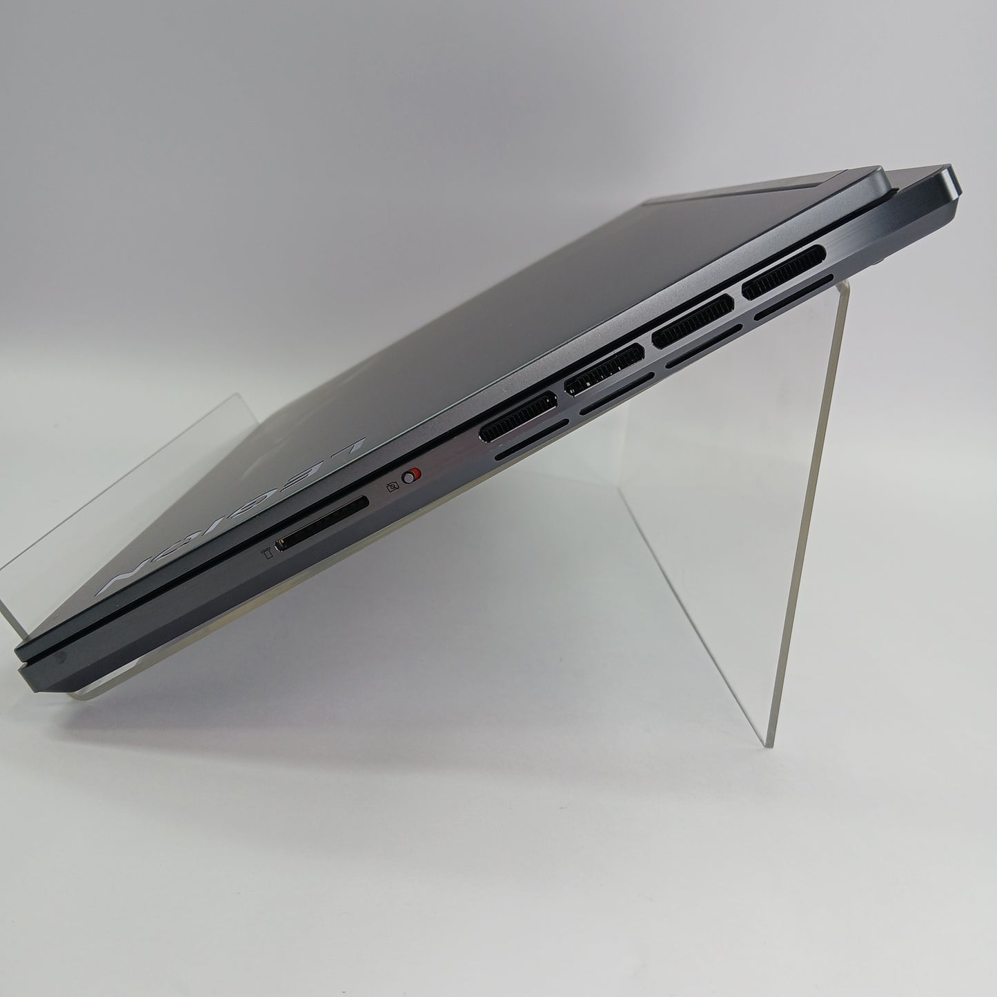 Lenovo Legion 7 Slim 16IRH8 16" i9-13900H 2.6GHz 16GB RAM 1TB GeForce RTX 4070
