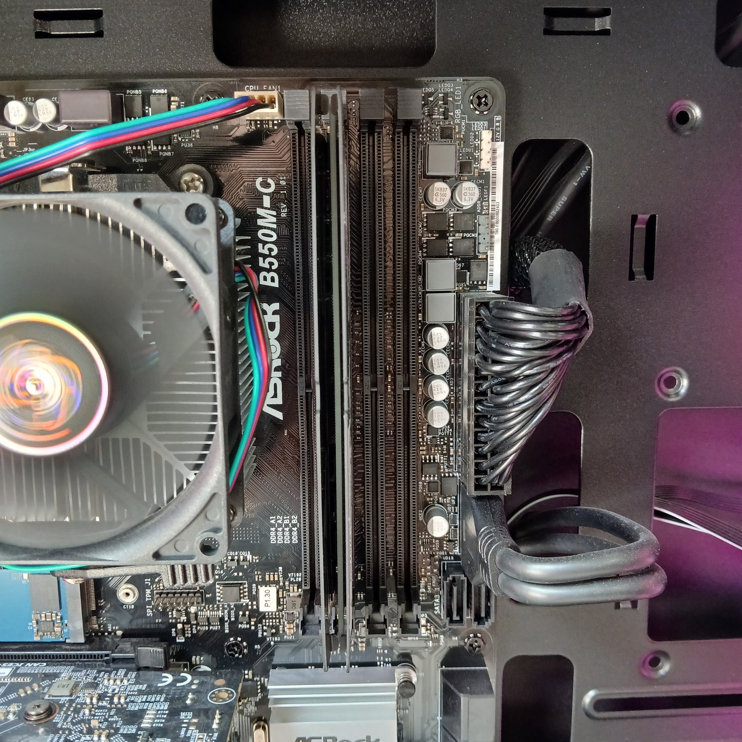 iBuyPower Slate MR2140 Ryzen 5 5600 8GB RAM 500GB GeForce GTX 1650