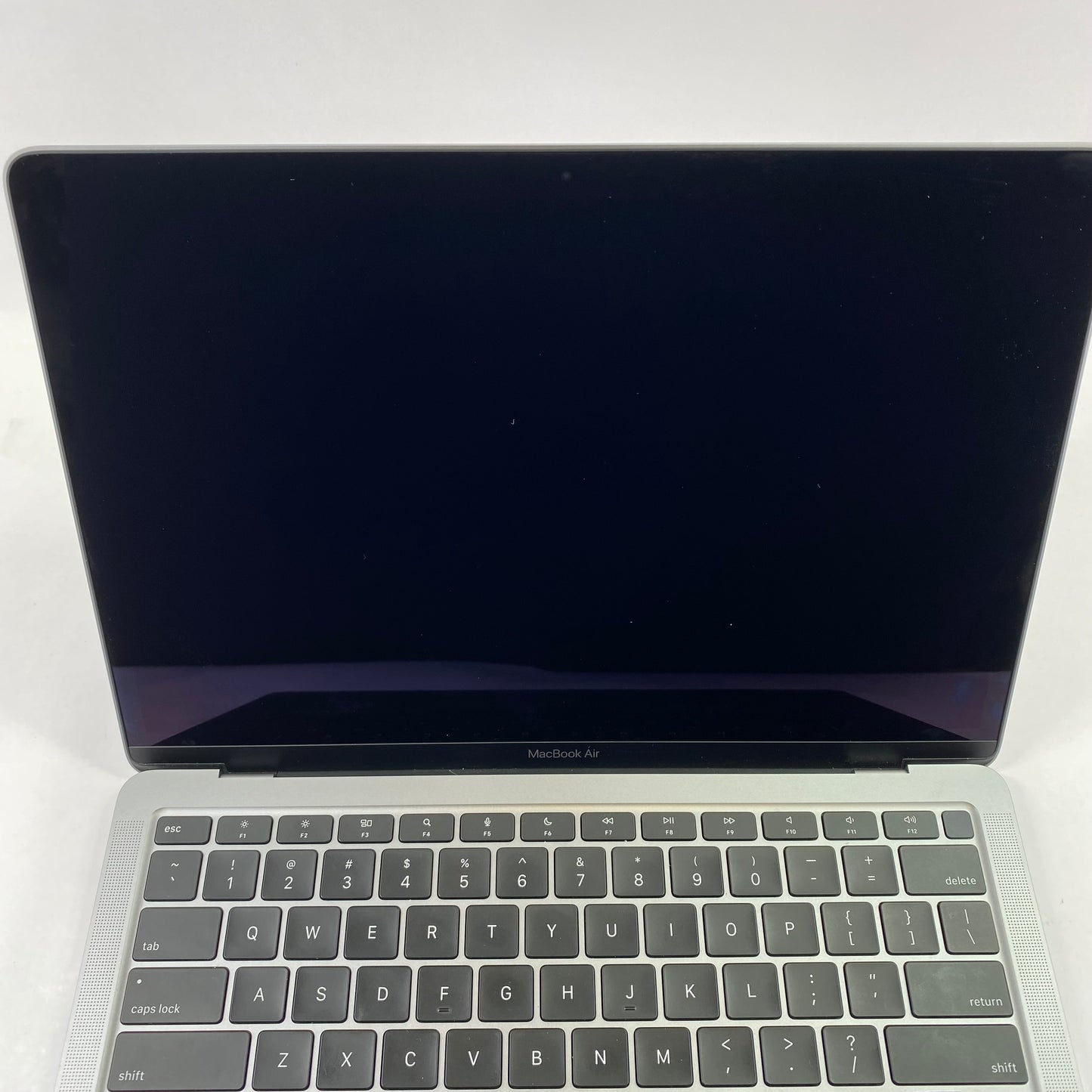 2020 Apple MacBook Air 13.3" M1 7C GPU 3.2GHz 8GB RAM 256GB SSD A2337