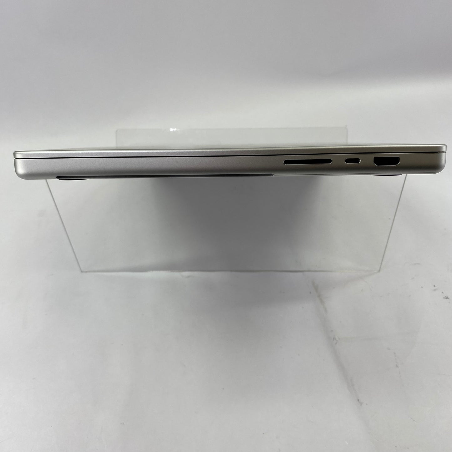 2024 Apple MacBook Pro 16" M4 Pro 20C GPU 4.5GHz 24GB RAM 512GB SSD MX2T3LL/A