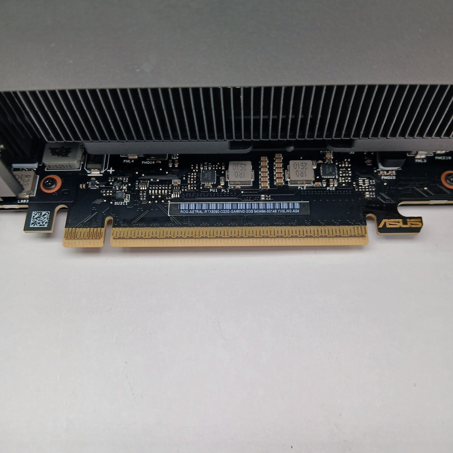 ASUS RTX 5090 ROG Astral Nvidia GeForce OC Edition 32GB GDDR7