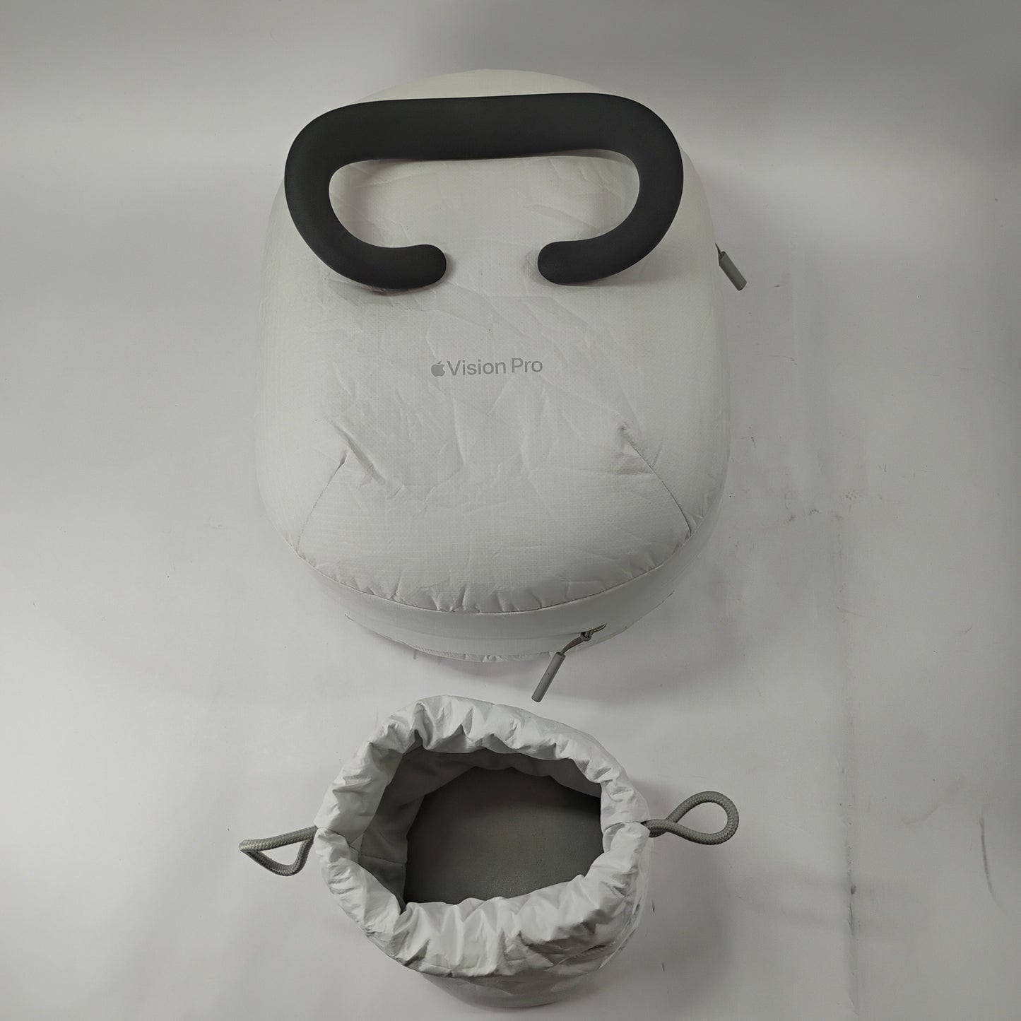 Apple Vision Pro M2 256GB 23W Dual Loop Band S MQL83LL/A