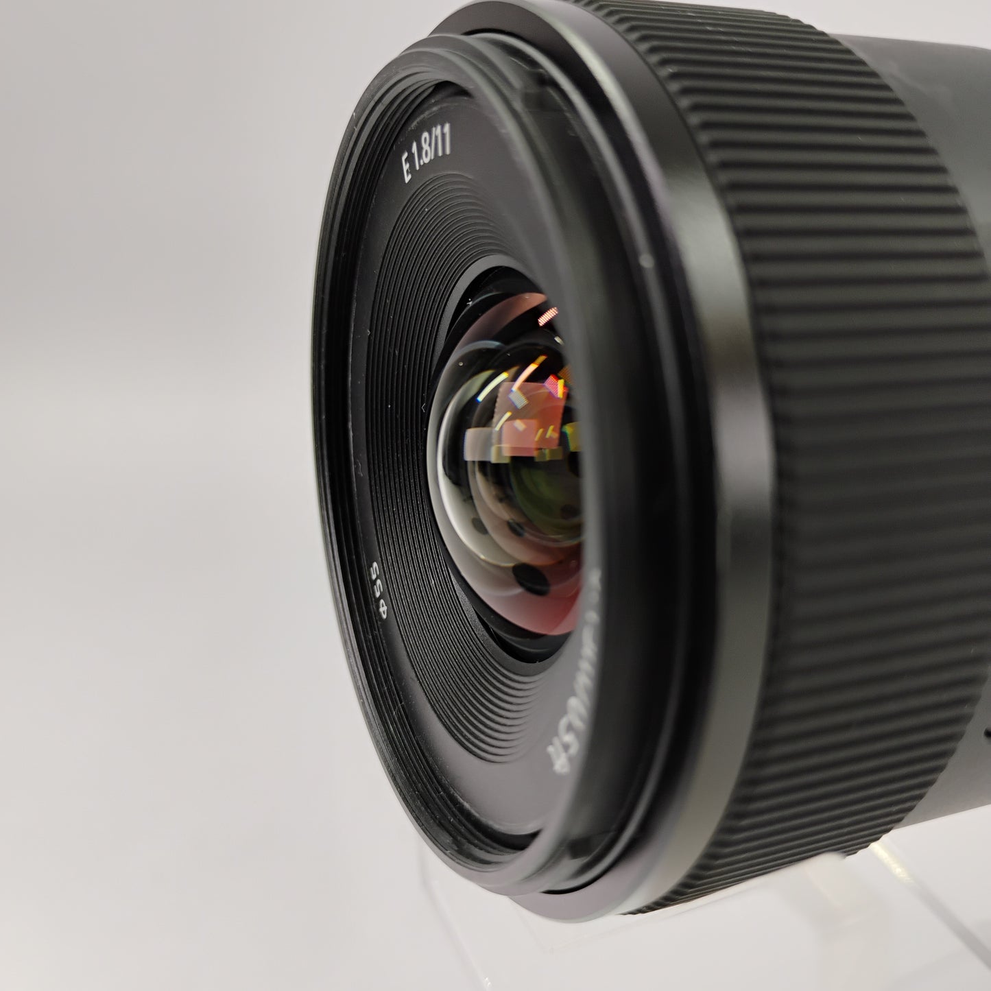 Sony SEL11F18 11mm f/1.8 E-Mount Ultra Wide-Angle Fixed/Prime Lens