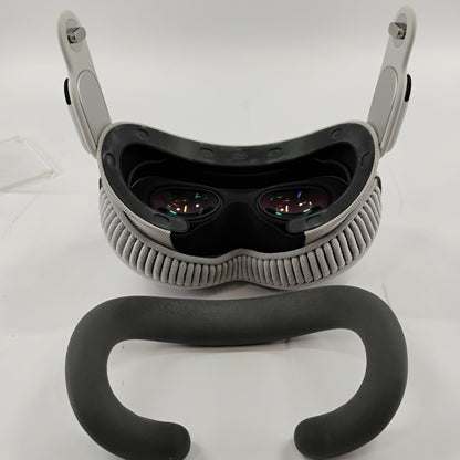 Apple Vision Pro M2 256GB 23W Dual Loop Band S MQL83LL/A