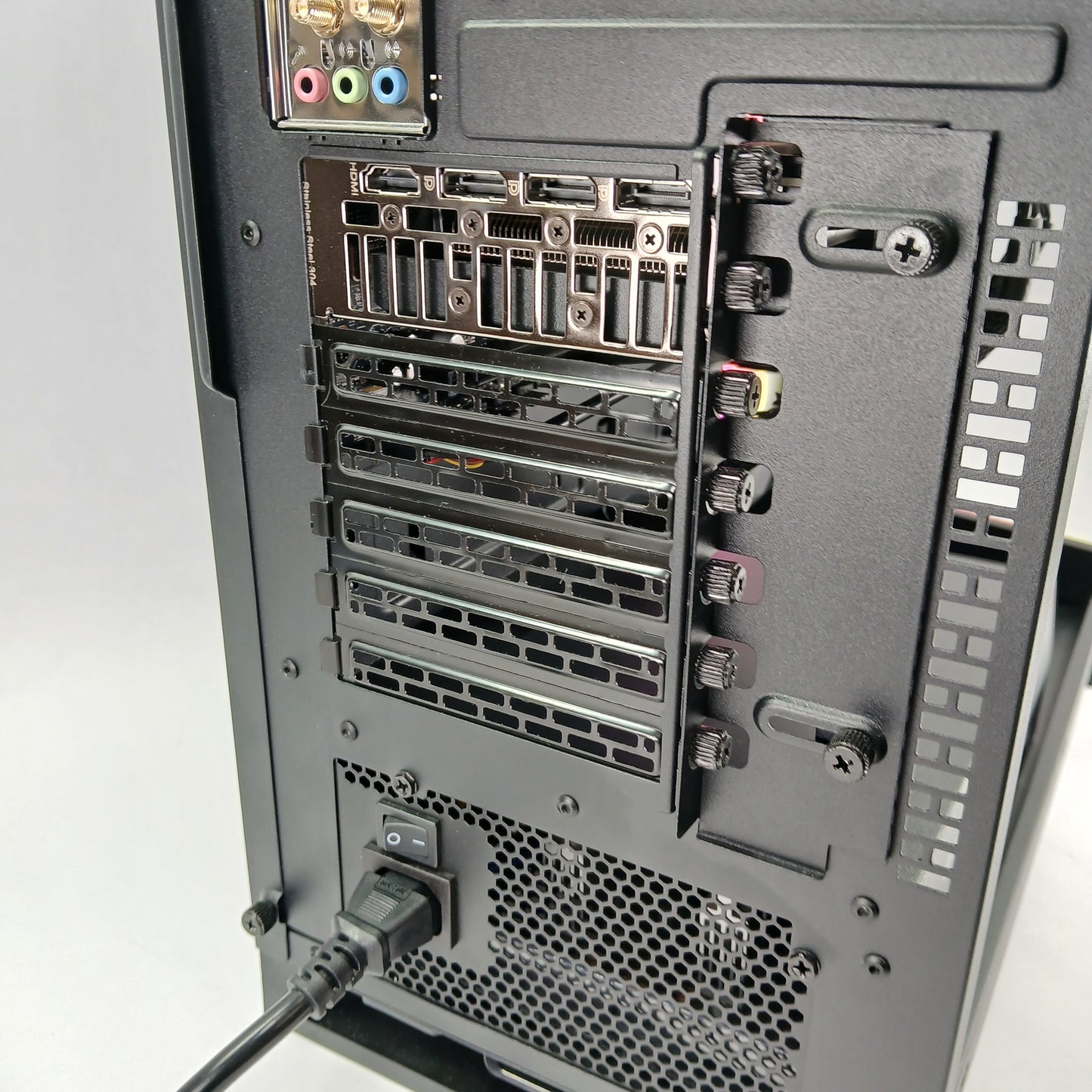 CyberPower C-Series Ryzen 7 8700F 4.10GHz 16GB RAM 2TB SSD ASUS GeForce RTX 4060