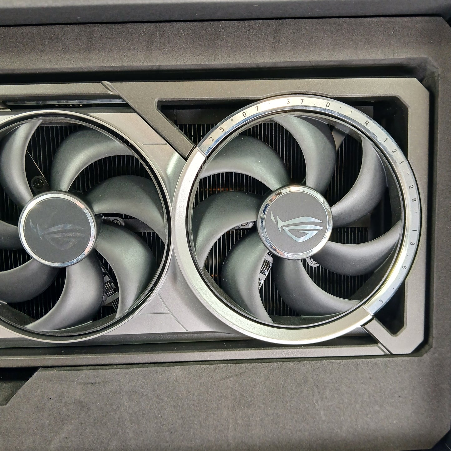 ASUS RTX 5090 ROG Astral Nvidia GeForce OC Edition 32GB GDDR7