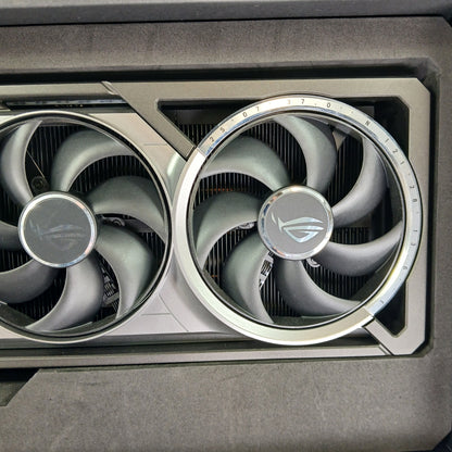 ASUS RTX 5090 ROG Astral Nvidia GeForce OC Edition 32GB GDDR7